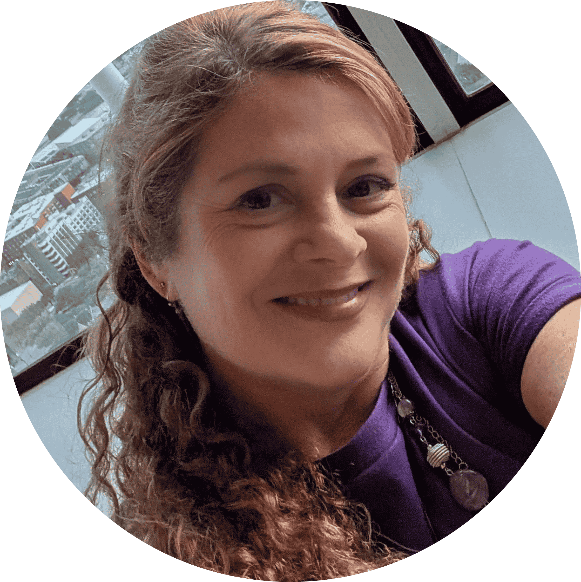 Headshot Elaine Nowak Circle.png